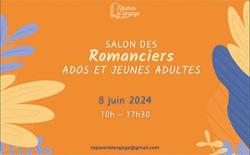 Visuel pour Salon des romanciers ados, inscription jaune sur fond orangé avec pétales de fleurs sur les côtés